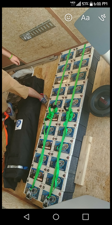 28308815_1519126974870342_1920657063_n.png